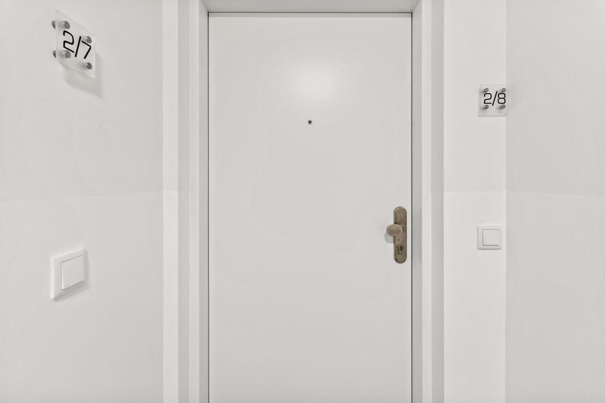 וינה 1 Min To Public Transport - 3 Min To Supermarket And Pharmacy - On-Site Parking For 19,90 Eur מראה חיצוני תמונה