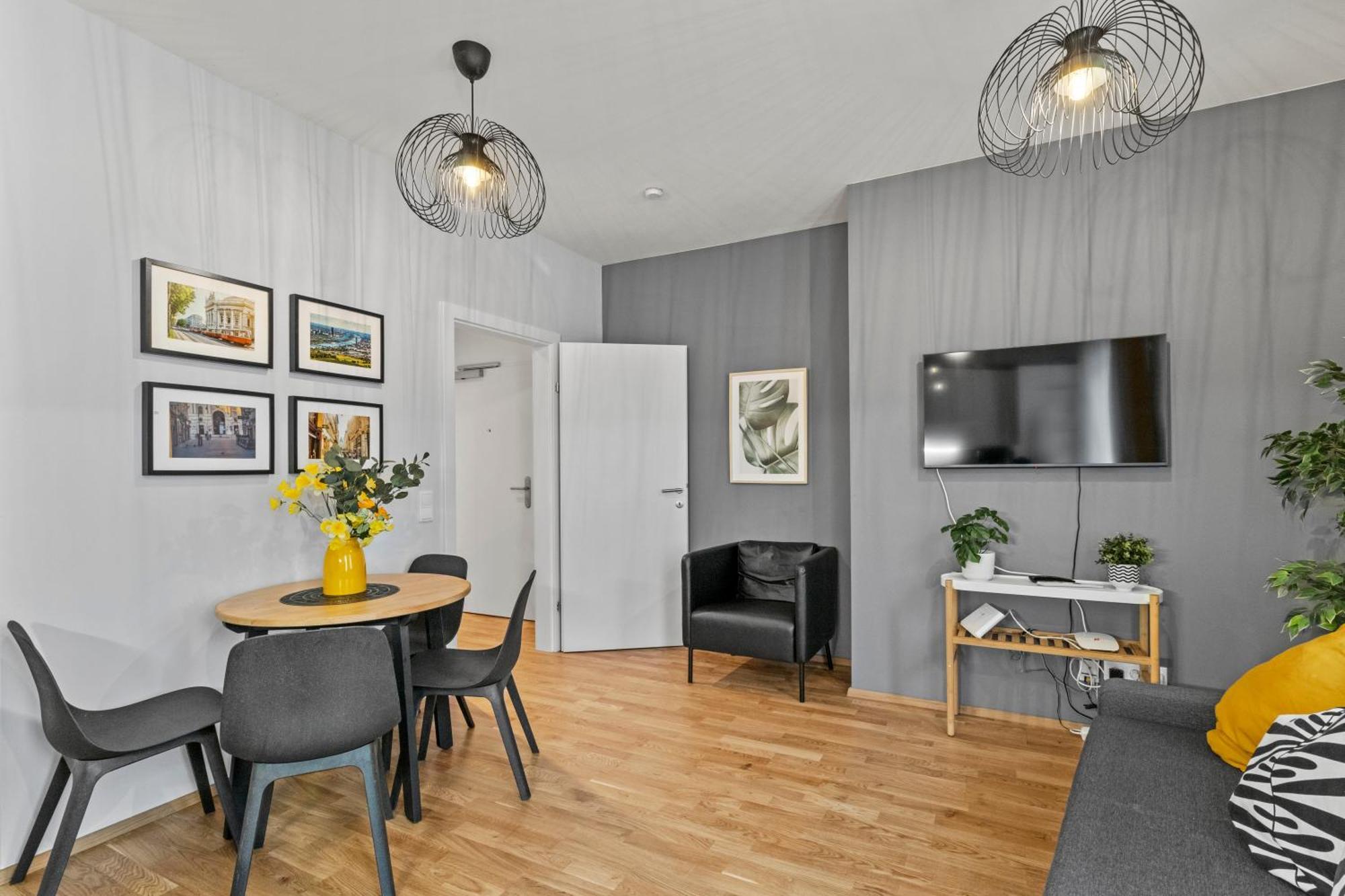 וינה 1 Min To Public Transport - 3 Min To Supermarket And Pharmacy - On-Site Parking For 19,90 Eur מראה חיצוני תמונה