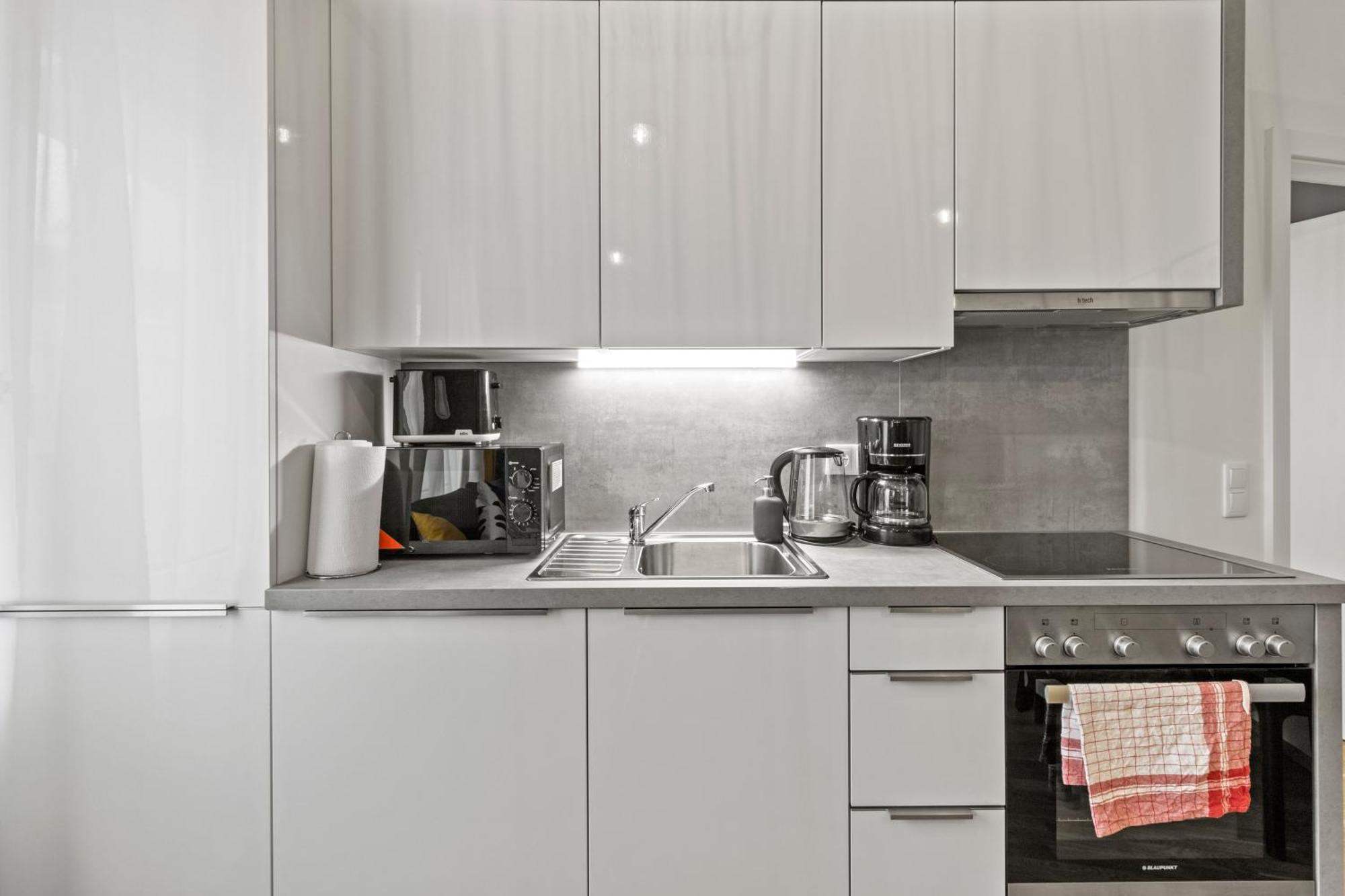 וינה 1 Min To Public Transport - 3 Min To Supermarket And Pharmacy - On-Site Parking For 19,90 Eur מראה חיצוני תמונה