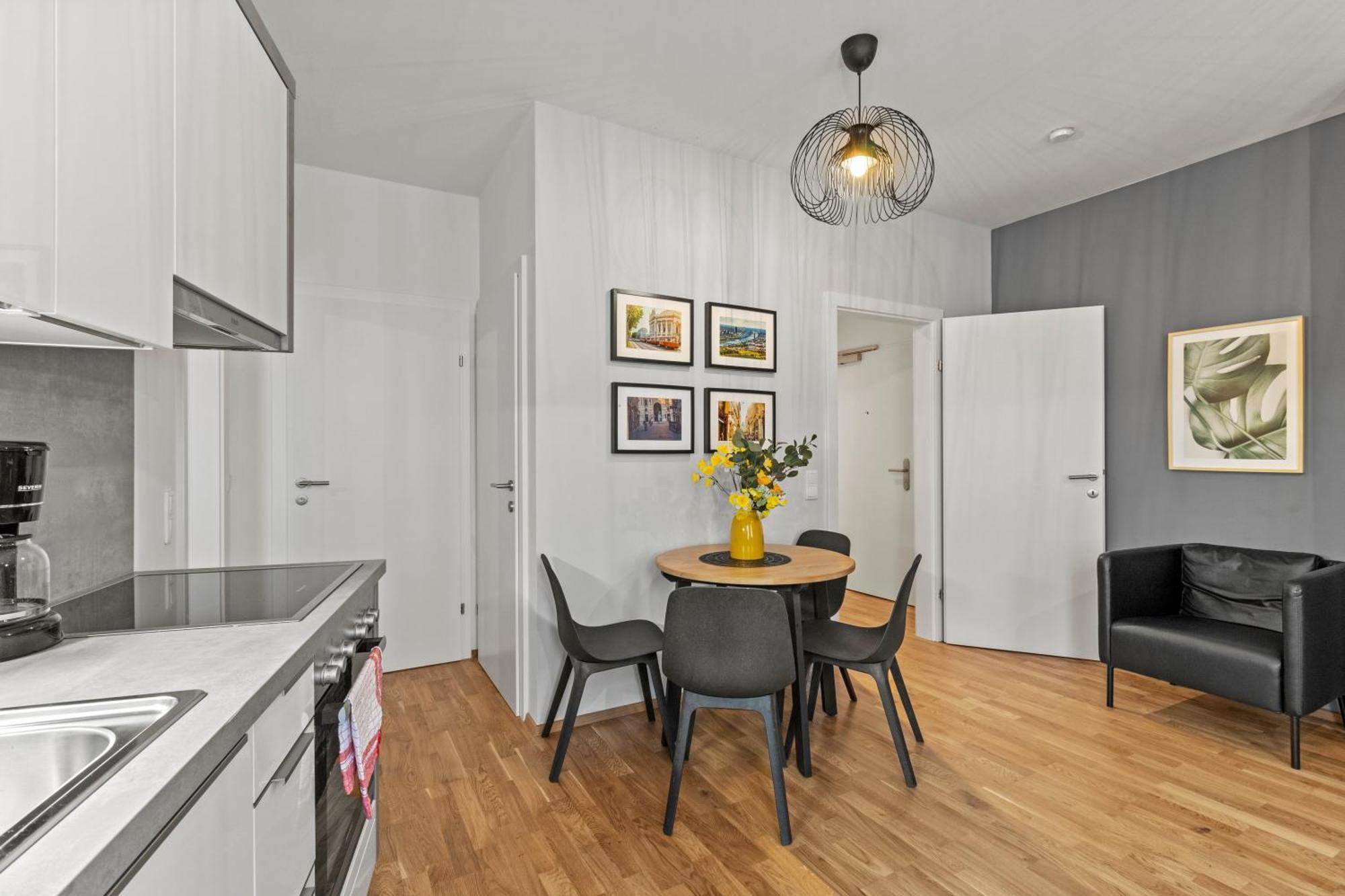 וינה 1 Min To Public Transport - 3 Min To Supermarket And Pharmacy - On-Site Parking For 19,90 Eur מראה חיצוני תמונה